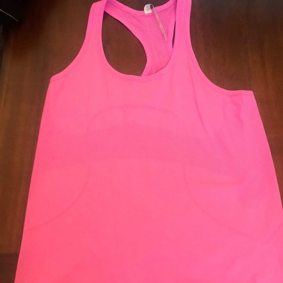 Brand New lululemon swiftly tech tank